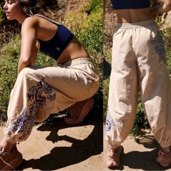 NWT Free People Movement Embroidered Baller Pants - Small - beige/blue combo - Picture 1 of 13